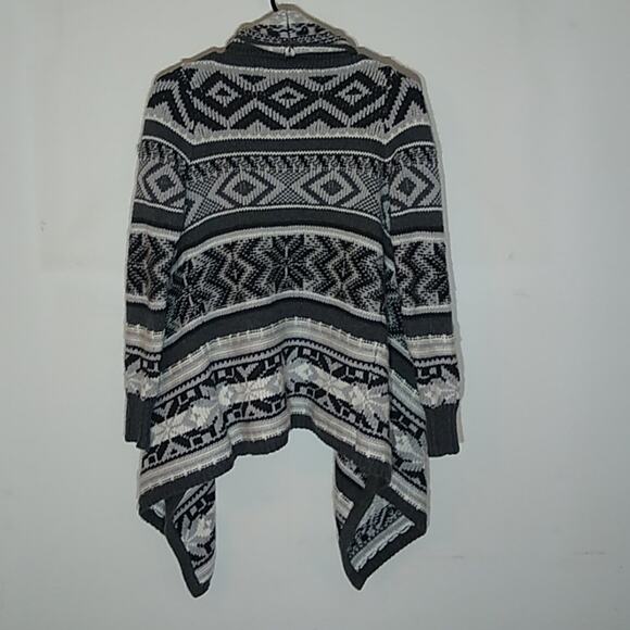 Old Navy Women's Aztec-print Gray Blanket Sweater. Size XS Boho Southwestern - Picture 4 of 7